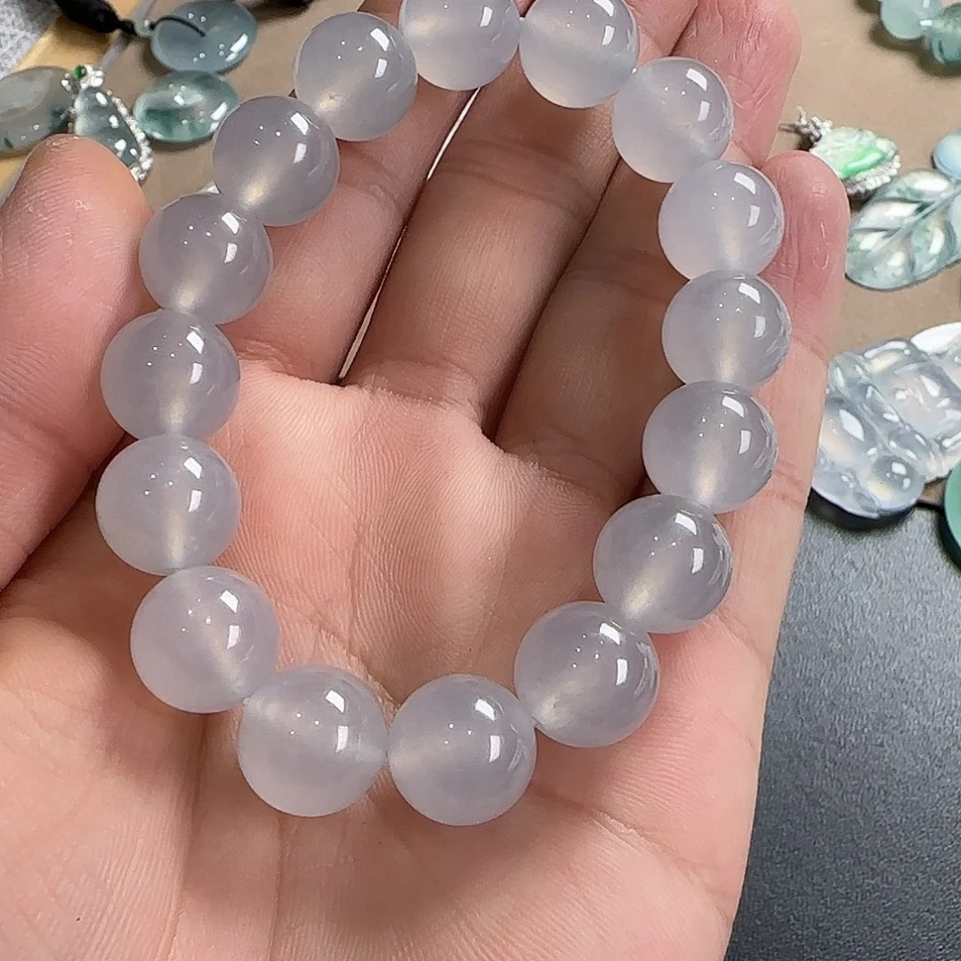 翡翠未镶嵌颈饰