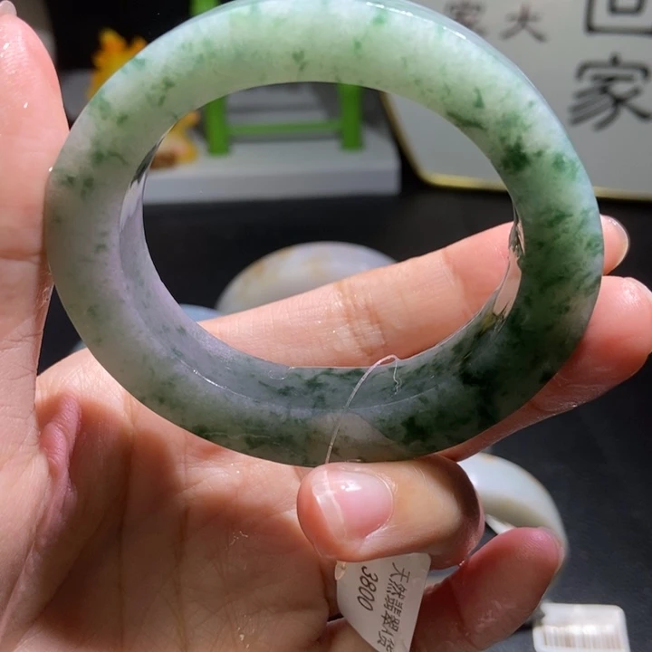 定制翡翠未镶嵌手镯定制