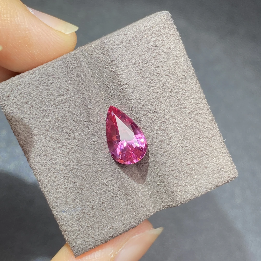 25J052 马亨盖尖晶宝石（Vribrant-billiance） 2.07克拉