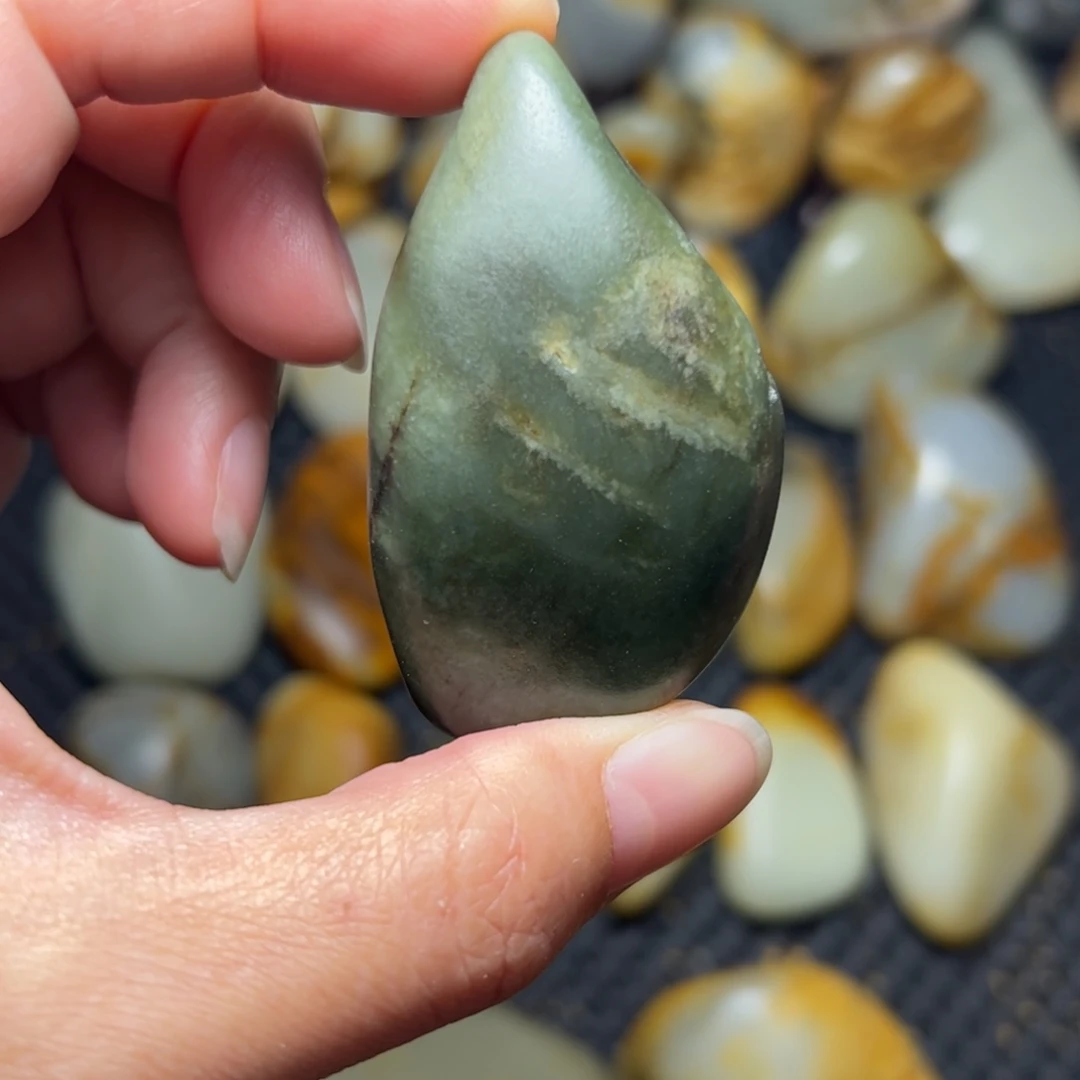 和田玉未镶嵌挂件A38