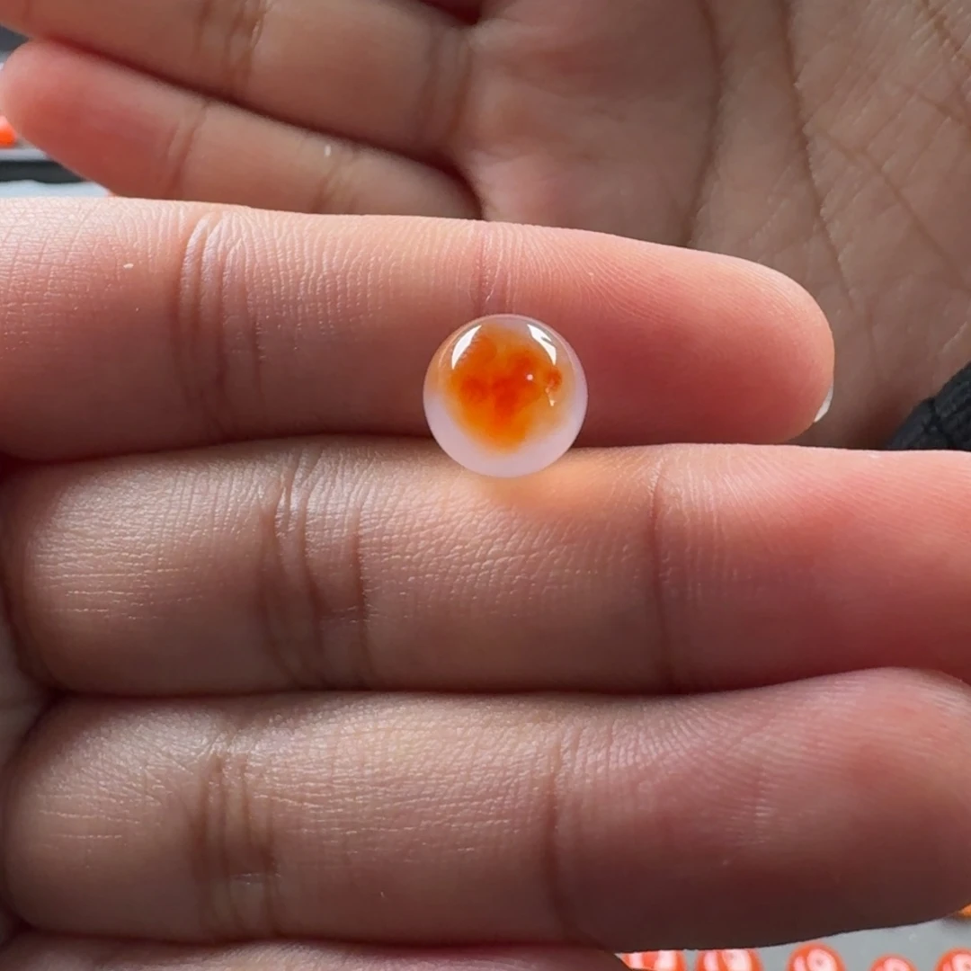 南红玛瑙未镶嵌干掌飘花9.7mm