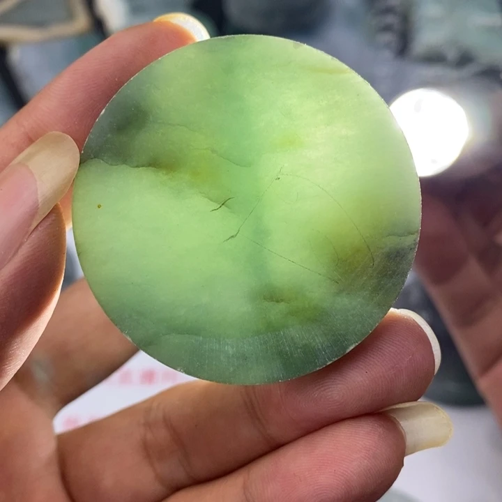 翡翠挂件未镶嵌不包工