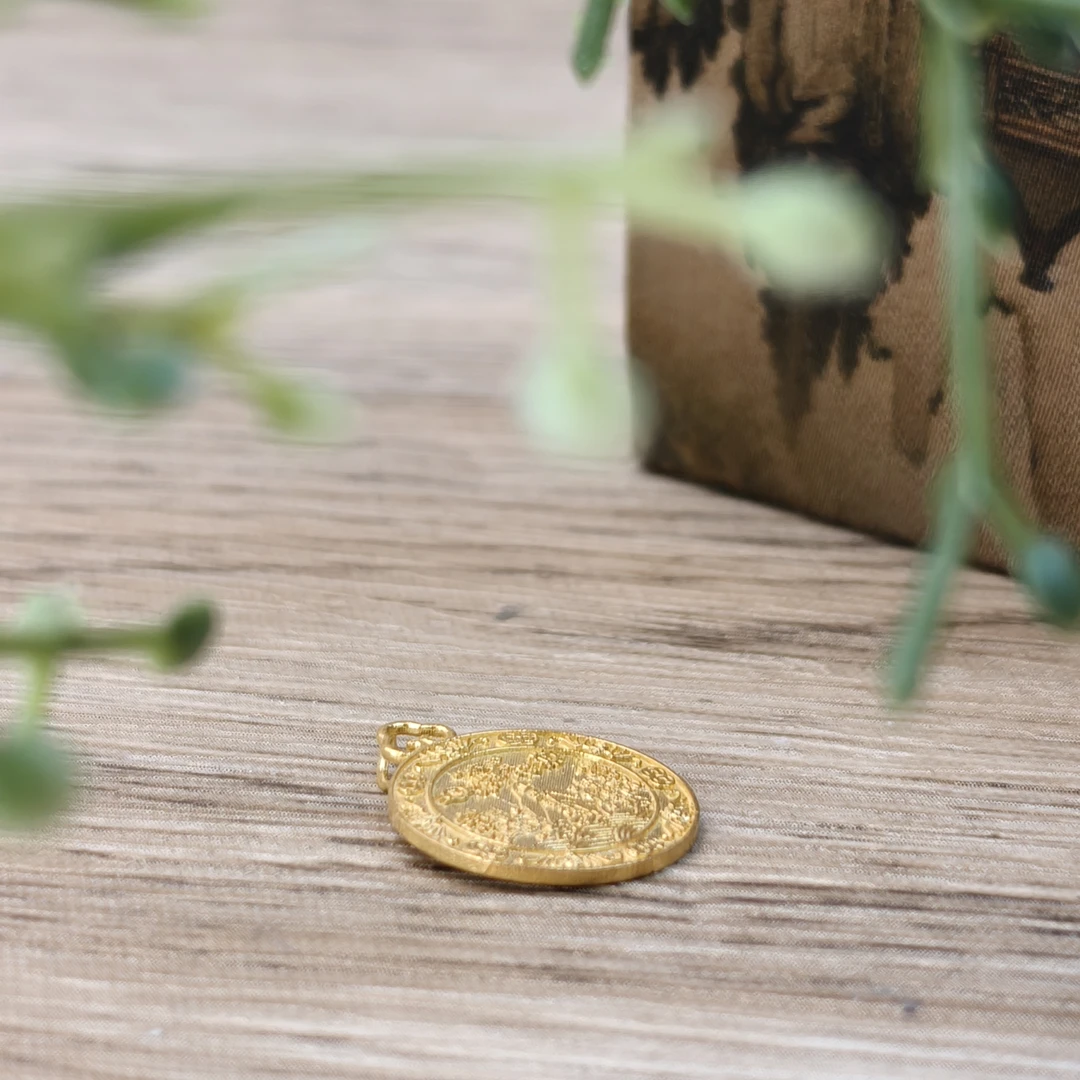 【晟伊】18k金山海吊坠+名+日期+地址(LH)