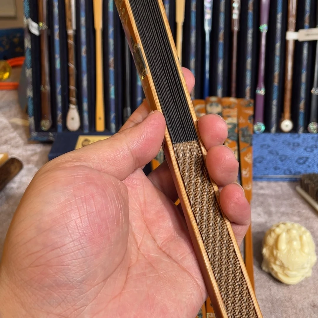 扇子手工制作工艺精湛