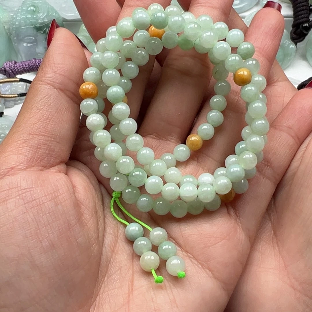 翡翠颈饰未镶嵌珠链