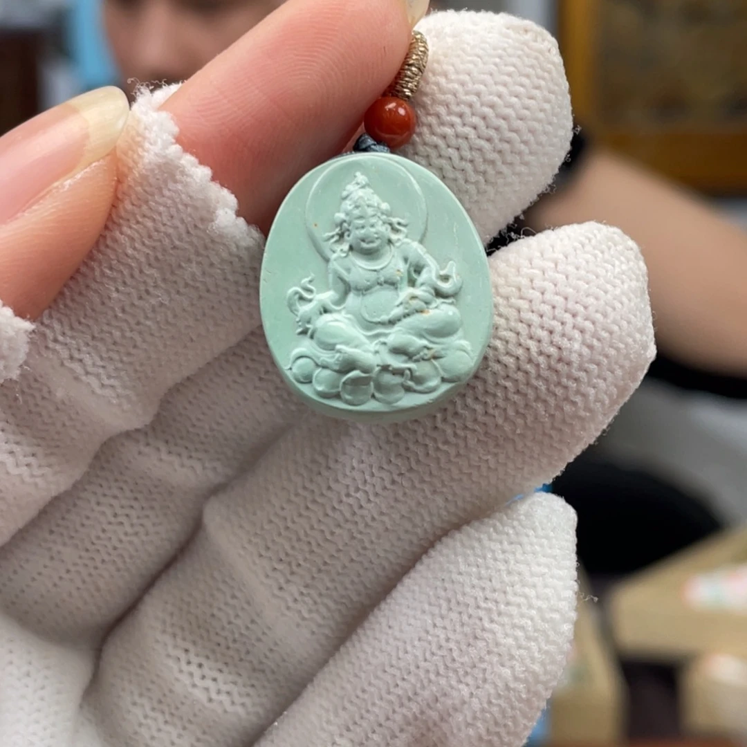 绿松石未镶嵌挂件