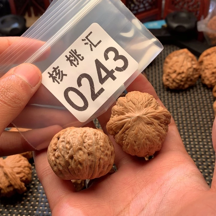 别***文玩核桃吊坠铁锤