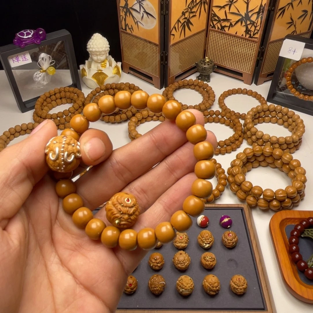 M***n吊坠猴头核桃➕单颗➕单颗