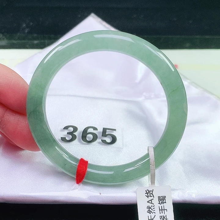 未镶嵌手镯（圆镯）翡翠365