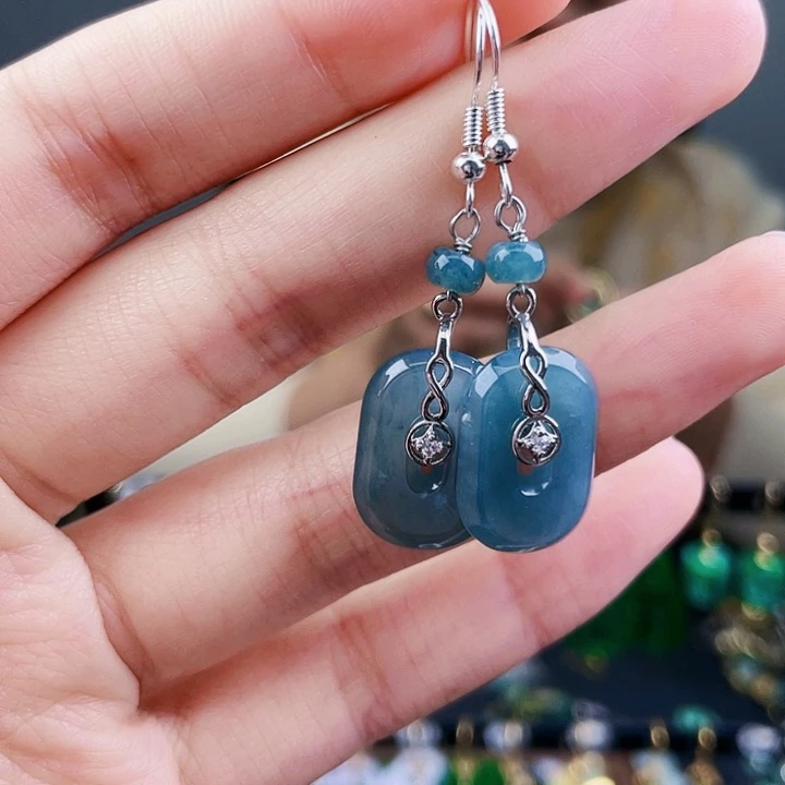 翡翠耳饰未镶嵌饰品