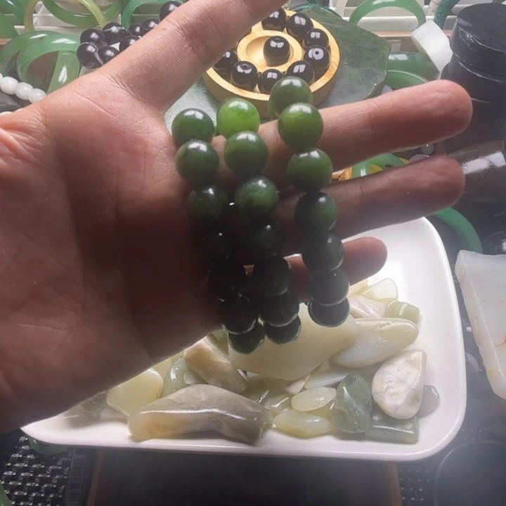 东***北和田玉未镶嵌手链