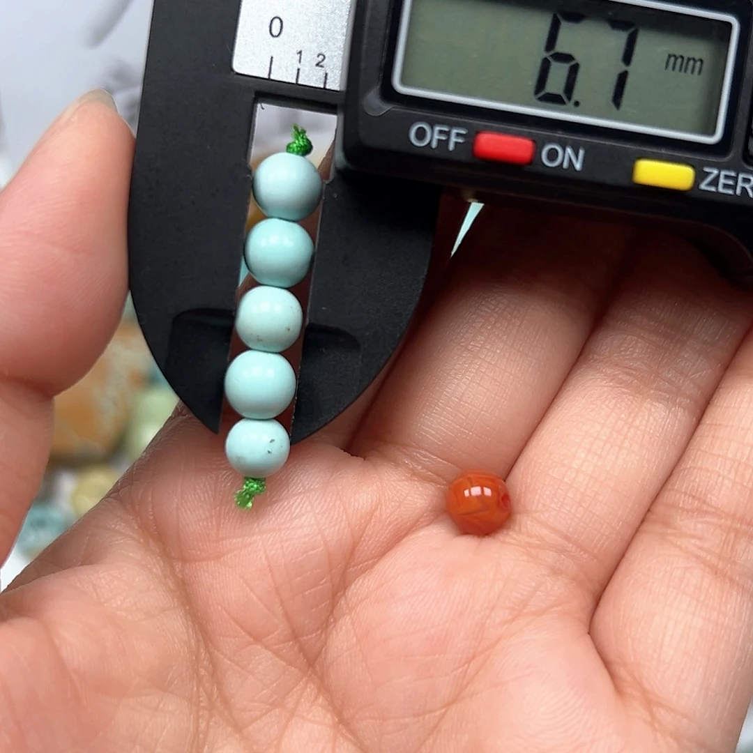 南红玛瑙未镶嵌珠宝奇石