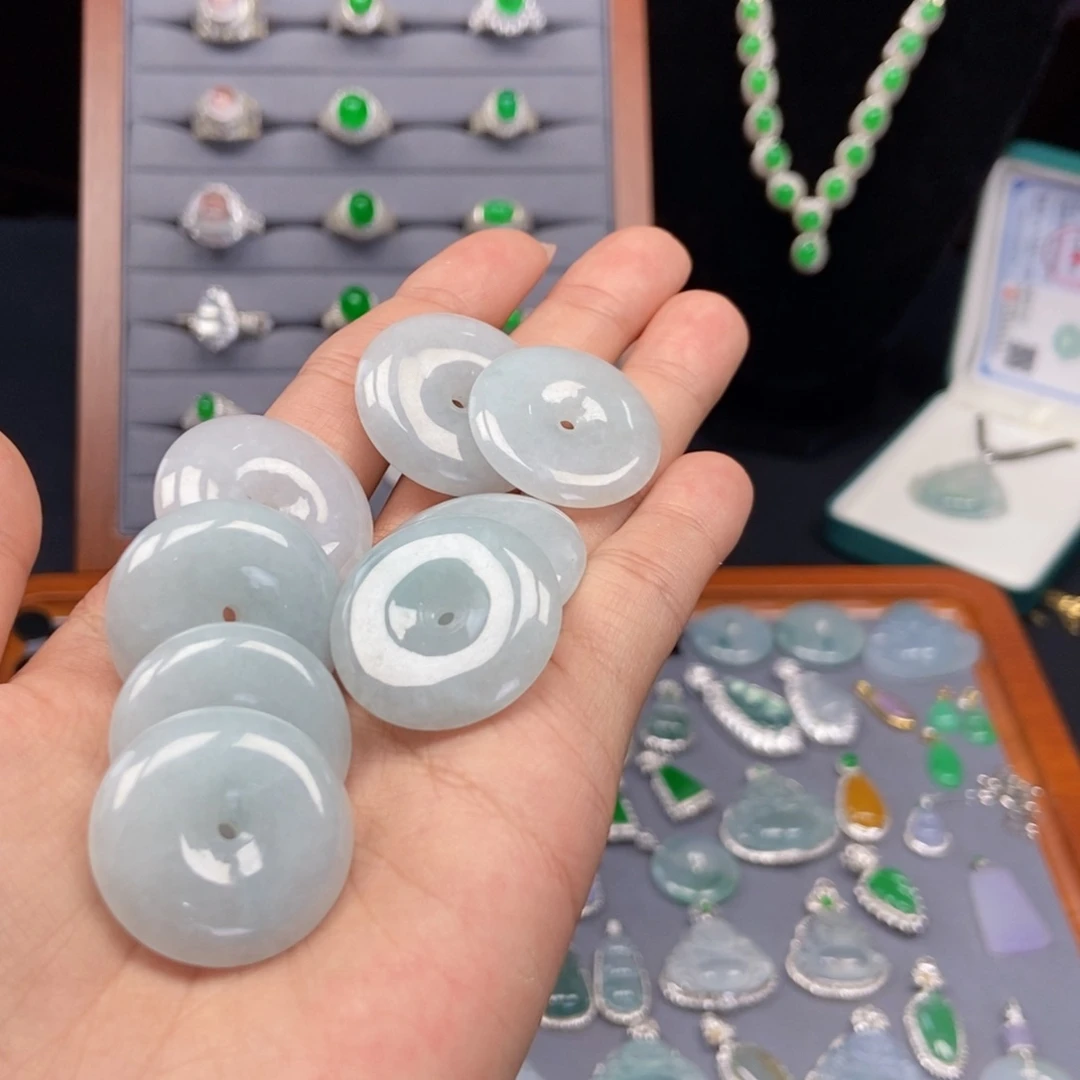 翡翠裸石天然缅甸翡翠