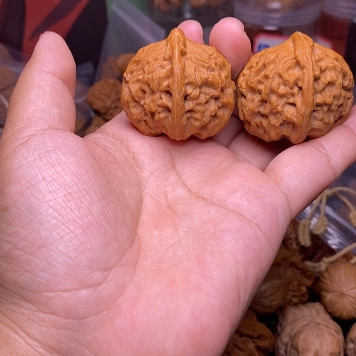 核桃手串/手链玉枕狮子头39