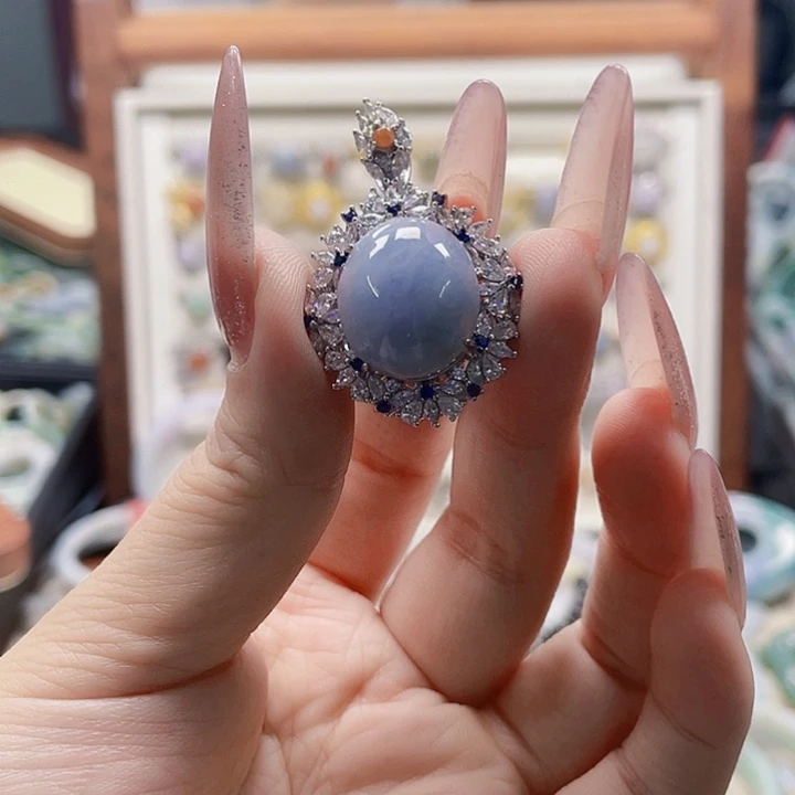 翡翠手镯未镶嵌天然翡翠Ａ货