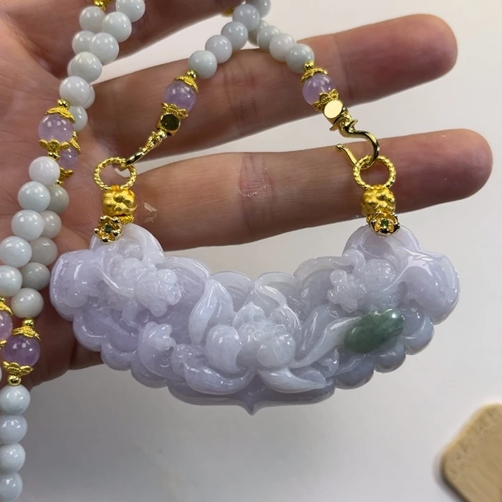 翡翠吊坠(赠链)未镶嵌代编织