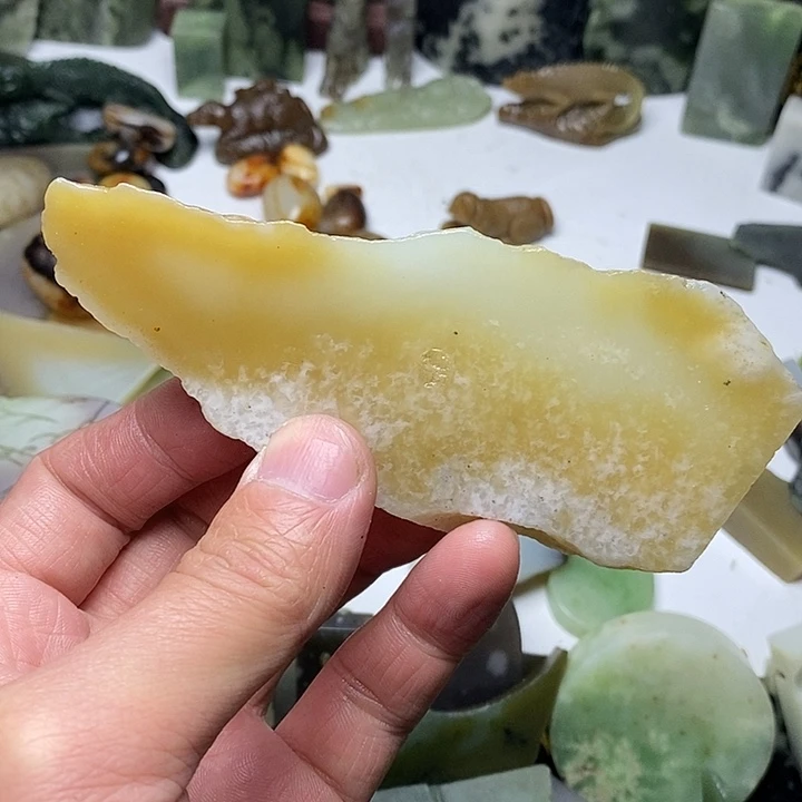 和田玉（糖玉）未镶嵌笔搁