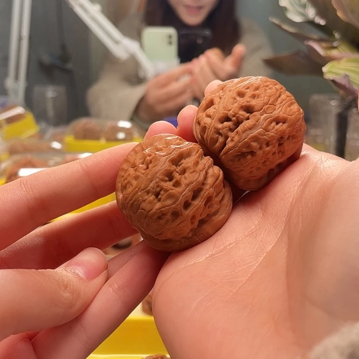 文玩核桃吊坠?****?元宝