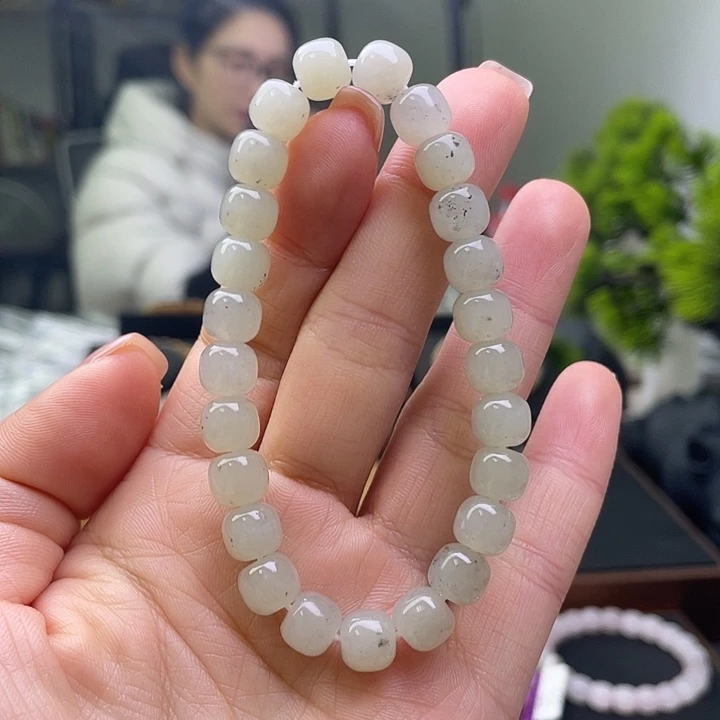 和田玉（糖玉）未镶嵌手链