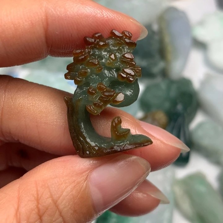 未镶嵌定制翡翠翡翠