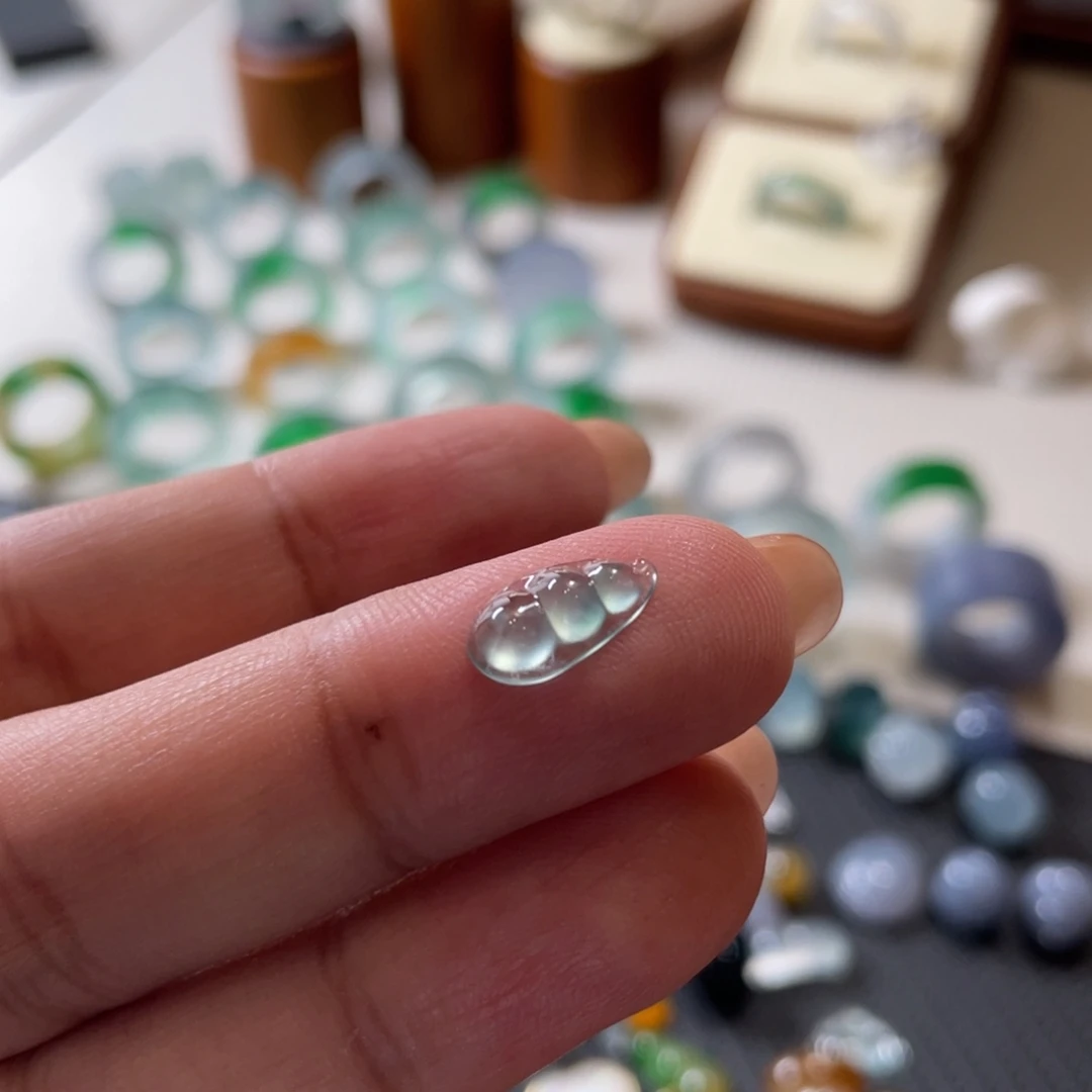 定制翡翠未镶嵌蓝杠