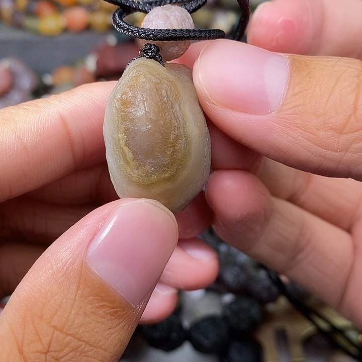 未镶嵌玛瑙/玉髓珠宝奇石