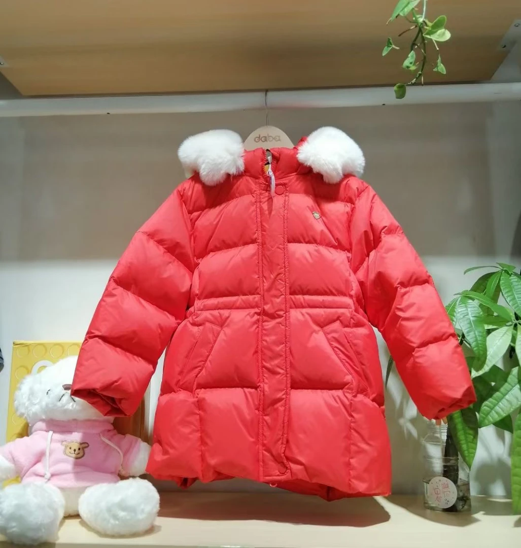 时尚毛领红色羽绒服