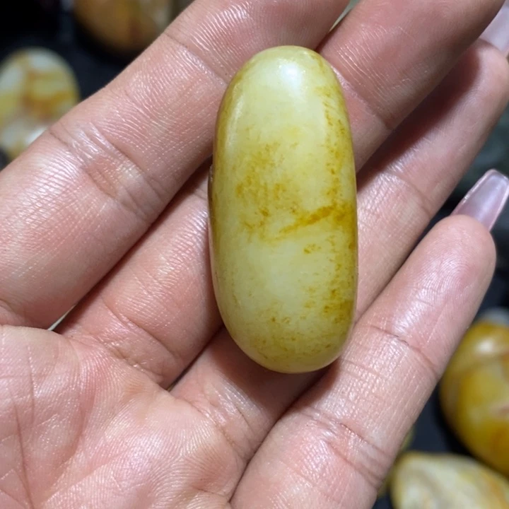 未镶嵌和田玉（糖玉）挂件