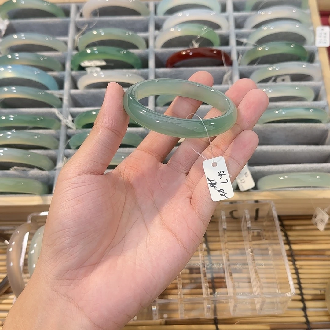 玛瑙/玉髓手镯未镶嵌圈口56.7
