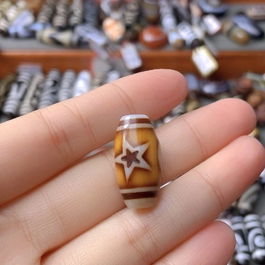 未镶嵌颈饰玛瑙/玉髓