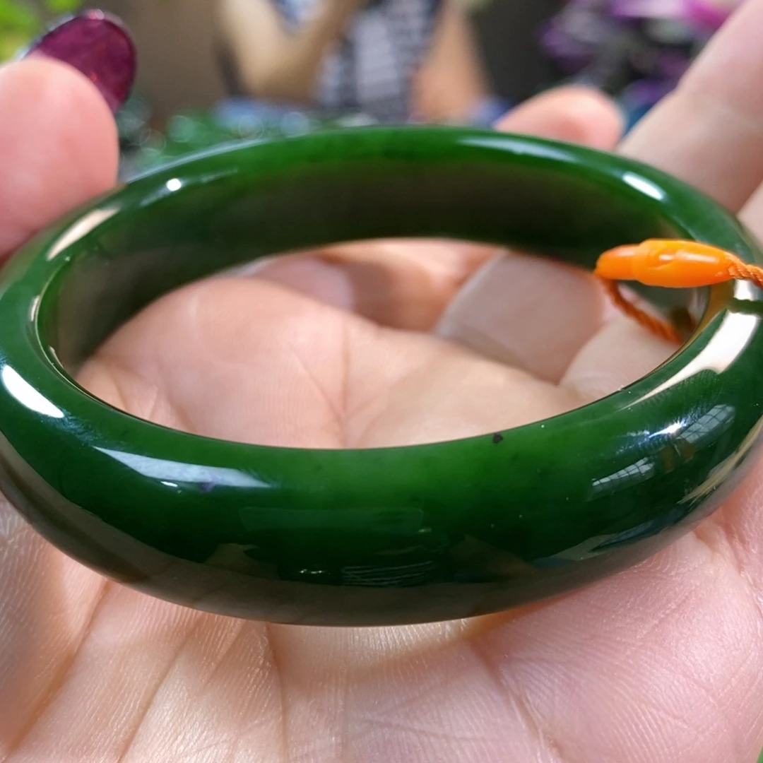 未镶嵌手镯和田玉（碧玉）