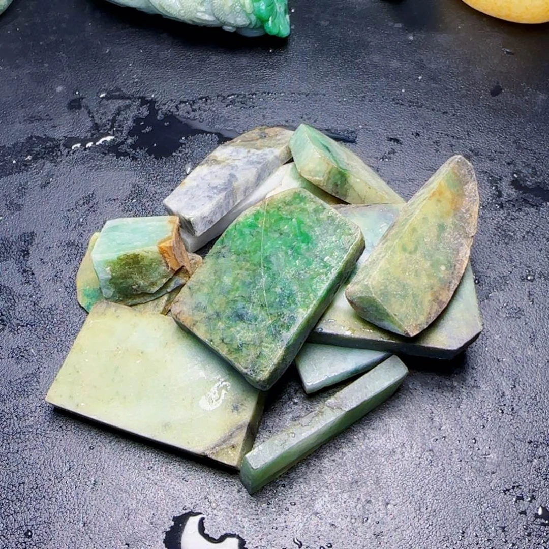 落***悔翡翠未镶嵌颈饰109