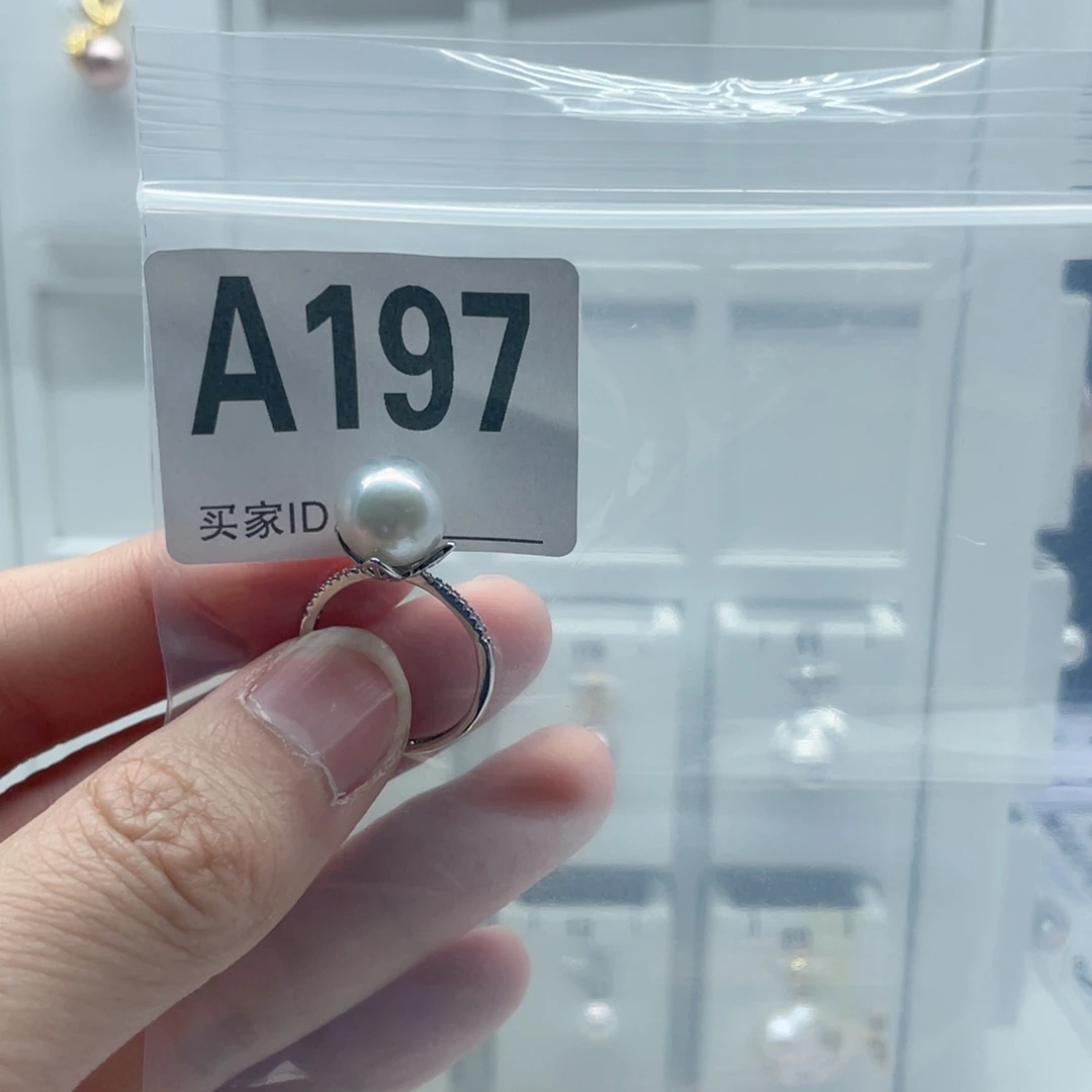 合金颈饰淡水珍珠