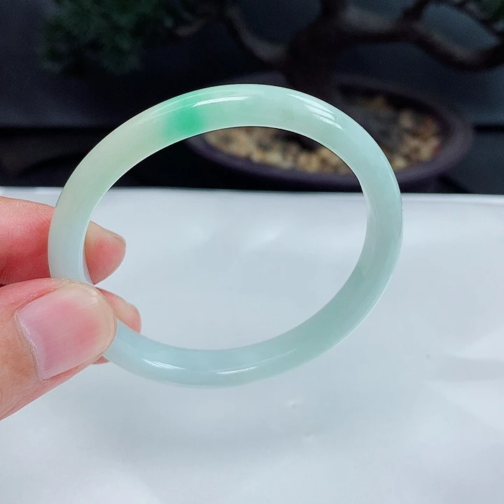 未镶嵌手镯翡翠52贵妃