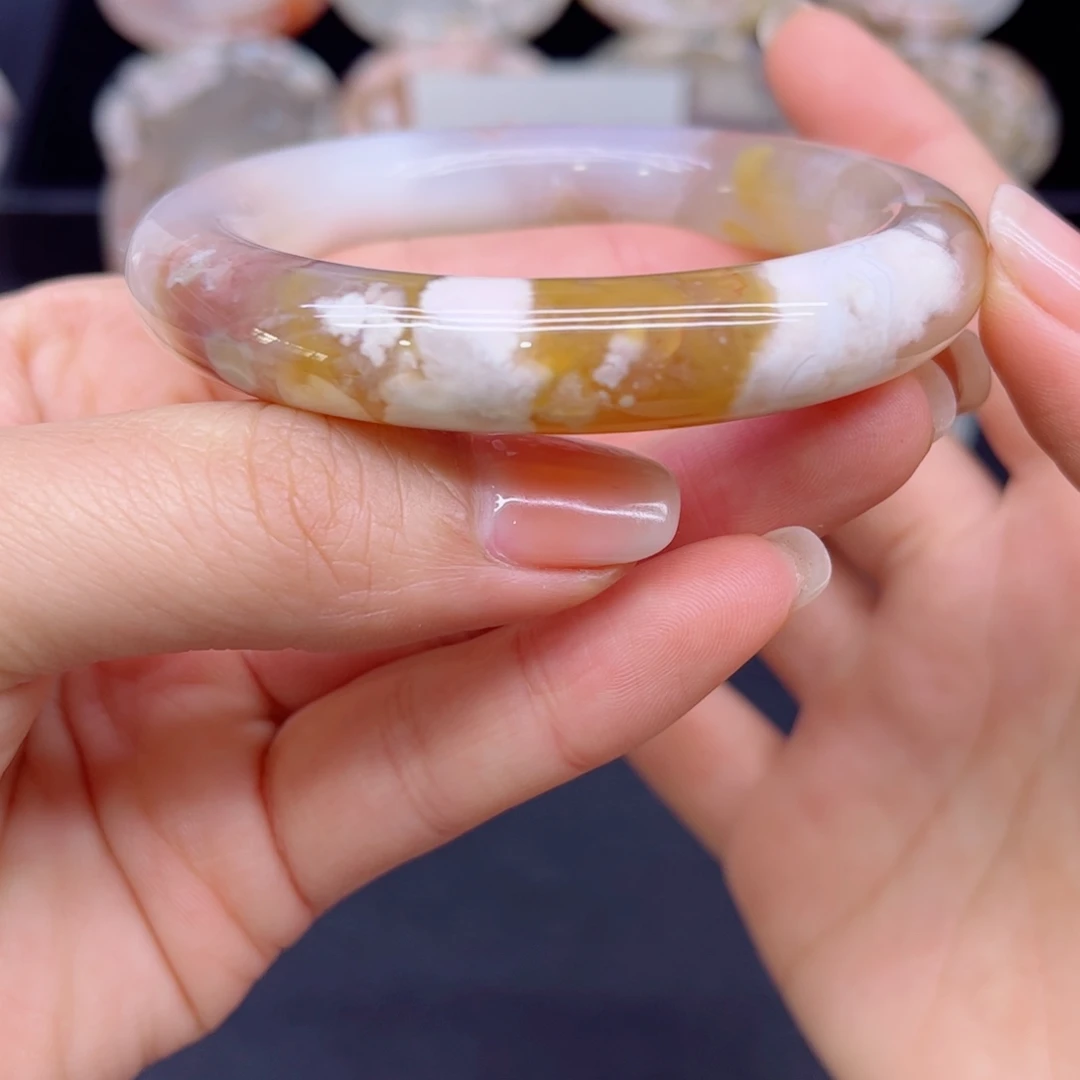 玛瑙/玉髓未镶嵌手镯57