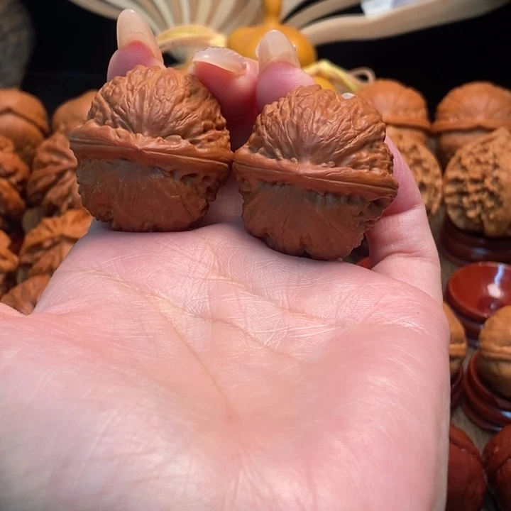 澜***峰文玩核桃吊坠胖头陀