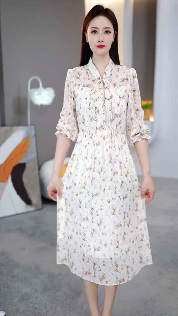 [依铭服饰] KK392#2025 碎花 春季 新款 减龄 收腰 显瘦  连衣裙