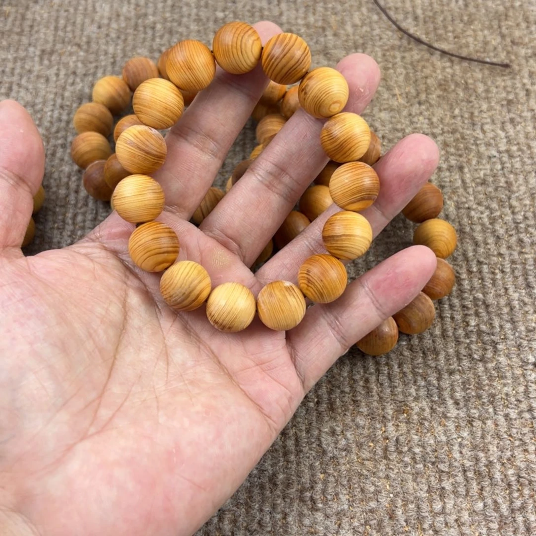 木太行崖柏1.5陈化。。。。。。