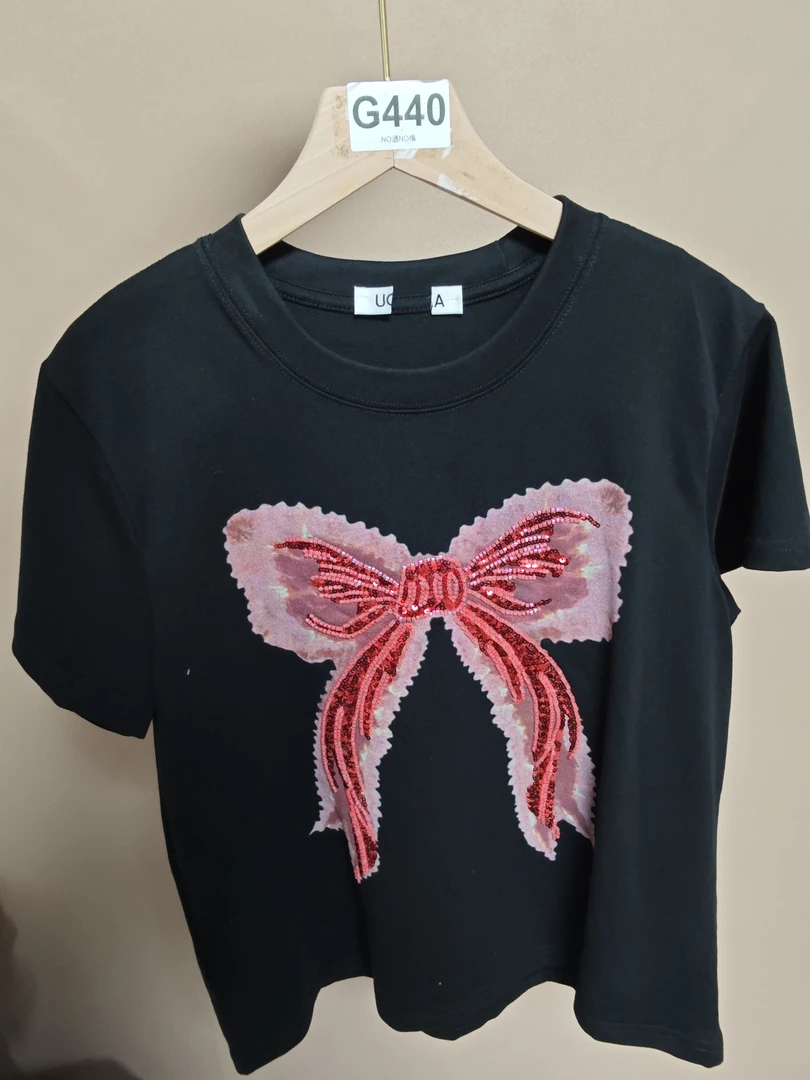 乌家红色亮片蝴蝶结短袖