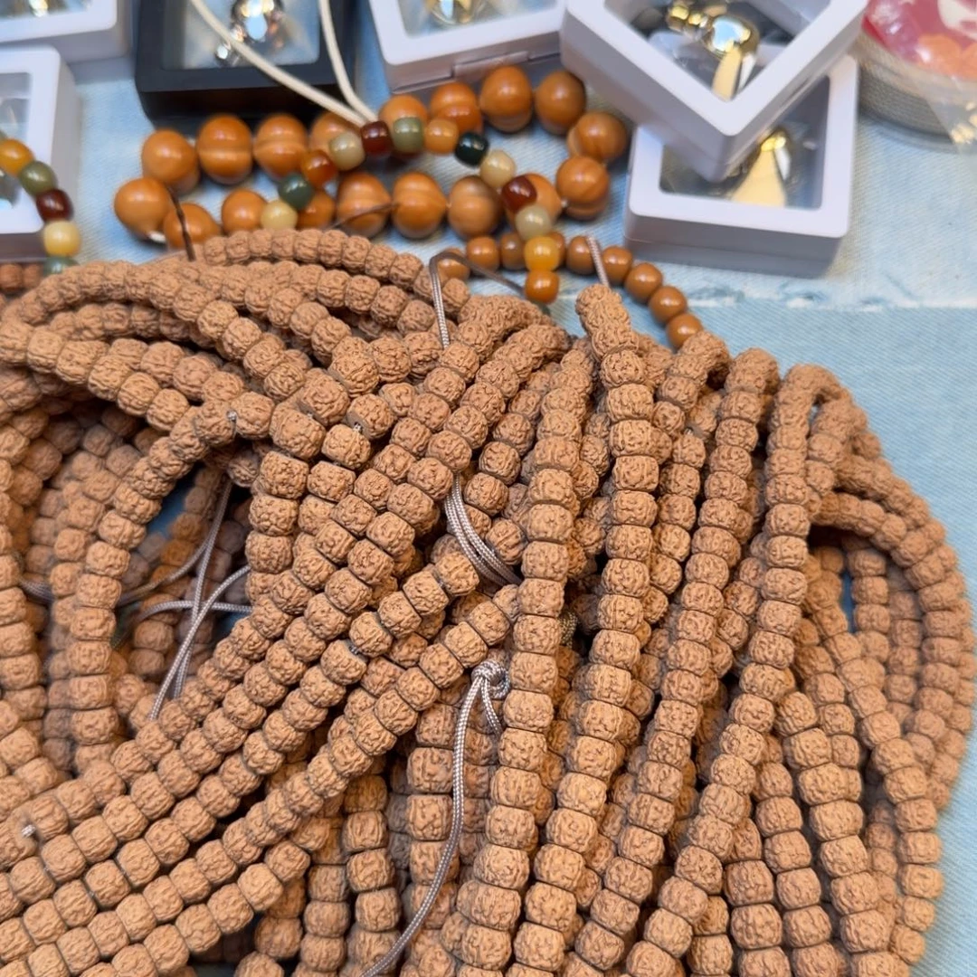 金刚菩提吊坠黄点龙8-9mm