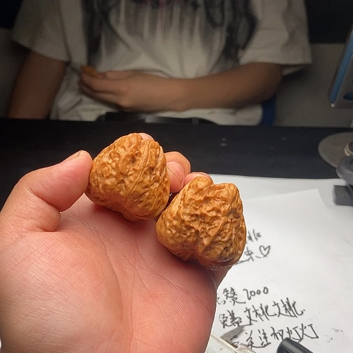 桃核吊坠二**友dhvjbvhhh