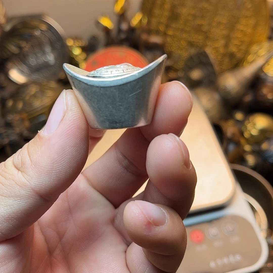 精美铜器工艺品等