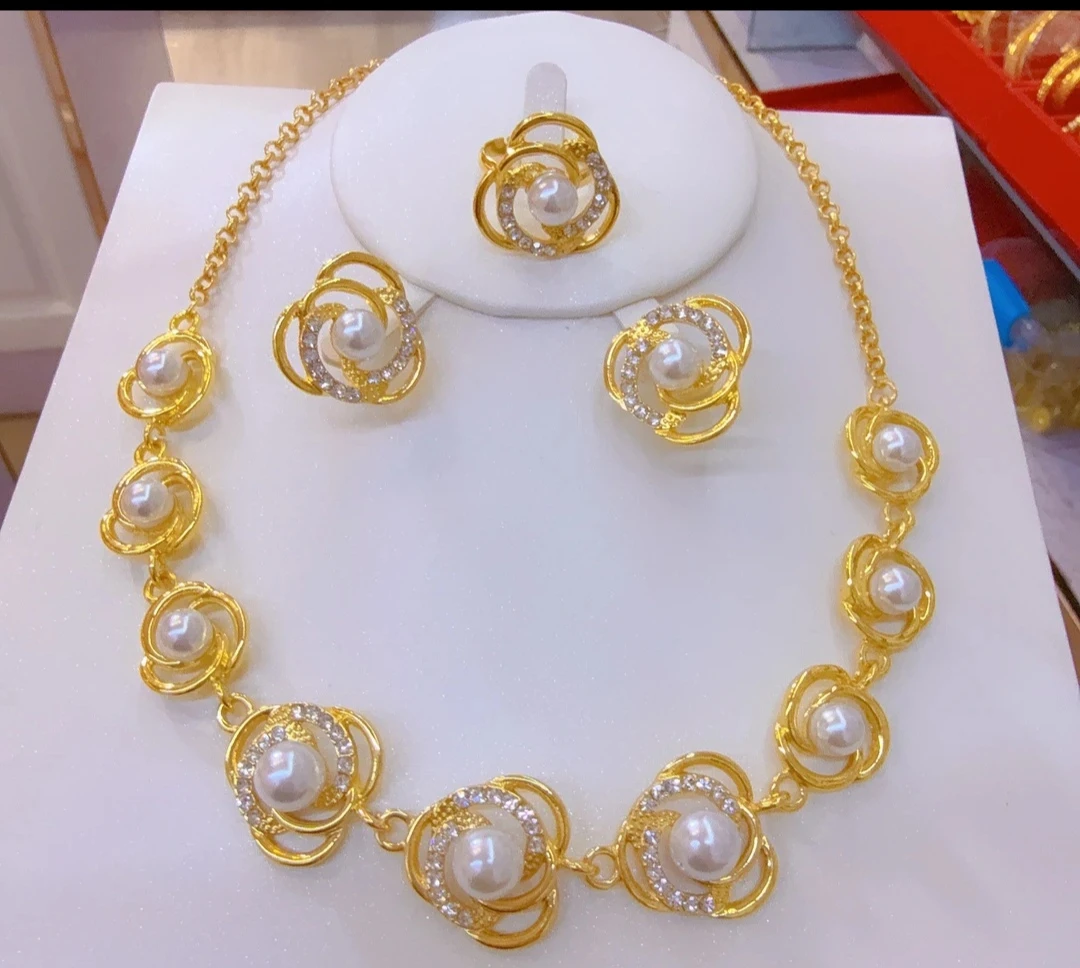 钛钢项链 新款时尚三件套饰品