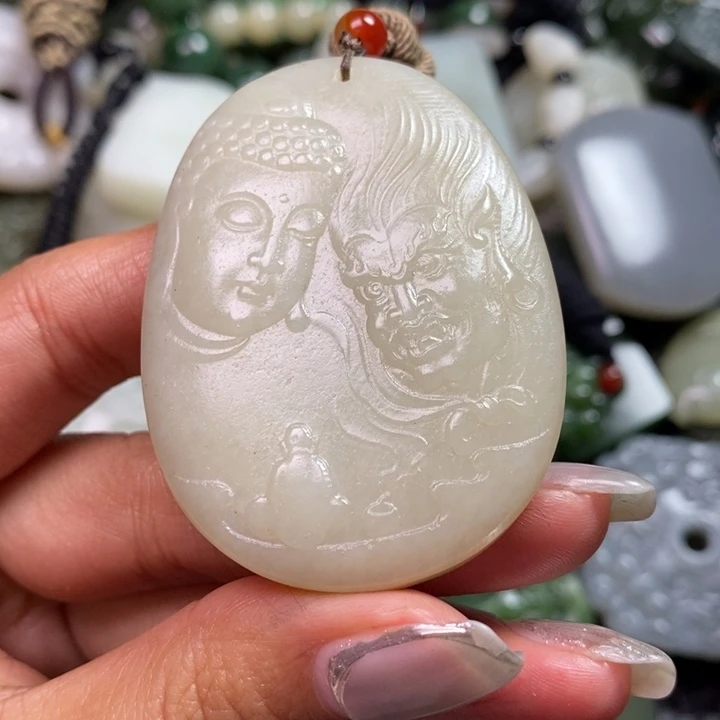 和田玉颈饰未镶嵌