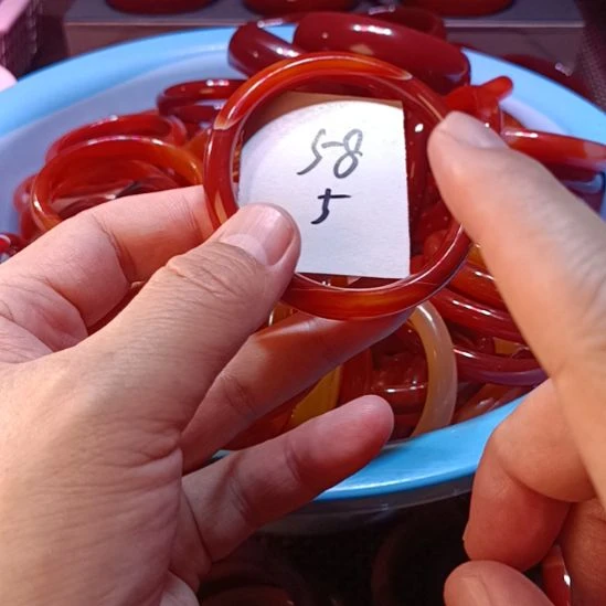 玛瑙/玉髓未镶嵌手镯