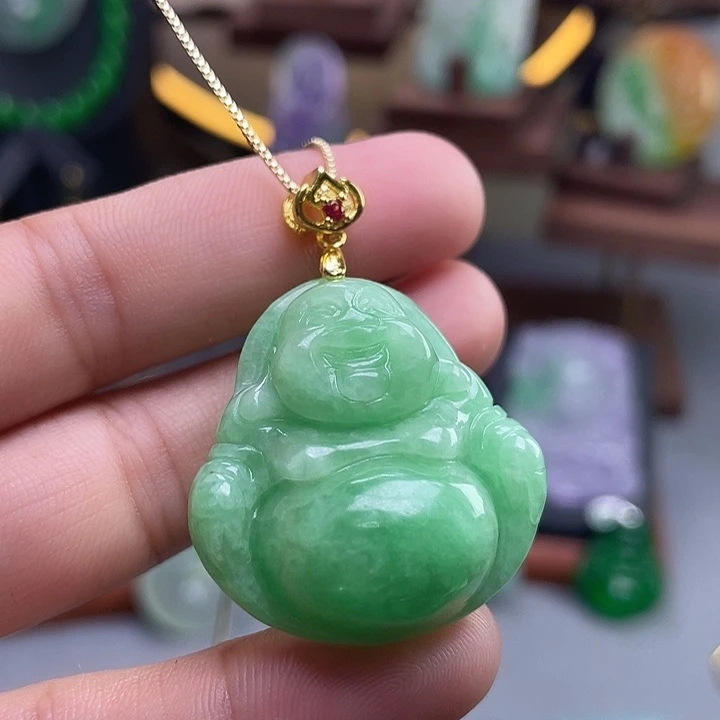 翡翠未镶嵌吊坠(赠链)