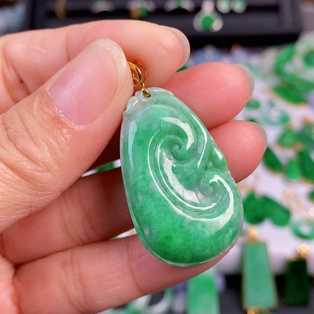 吊坠(不含链)18K金镶嵌翡翠