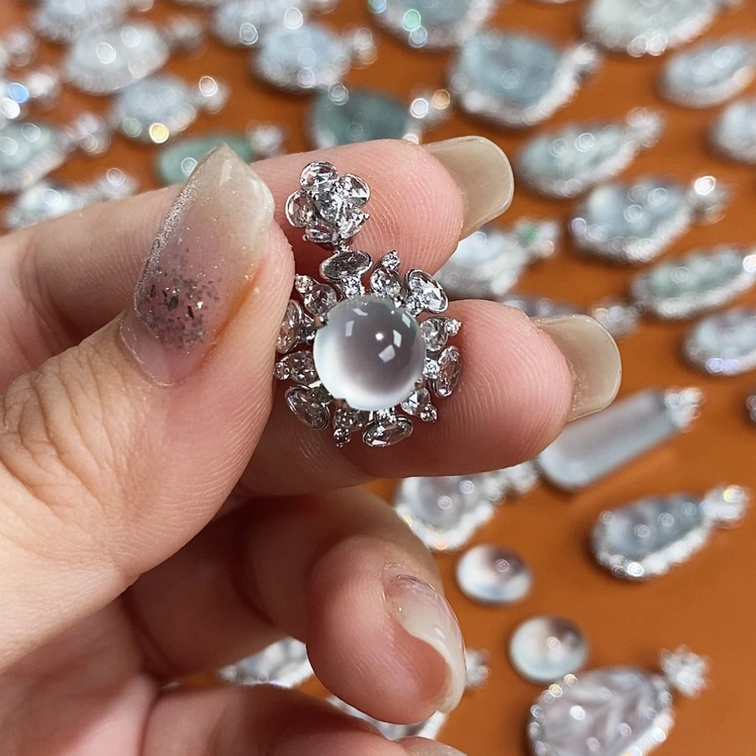 翡翠未镶嵌颈饰天然缅甸a货翡翠