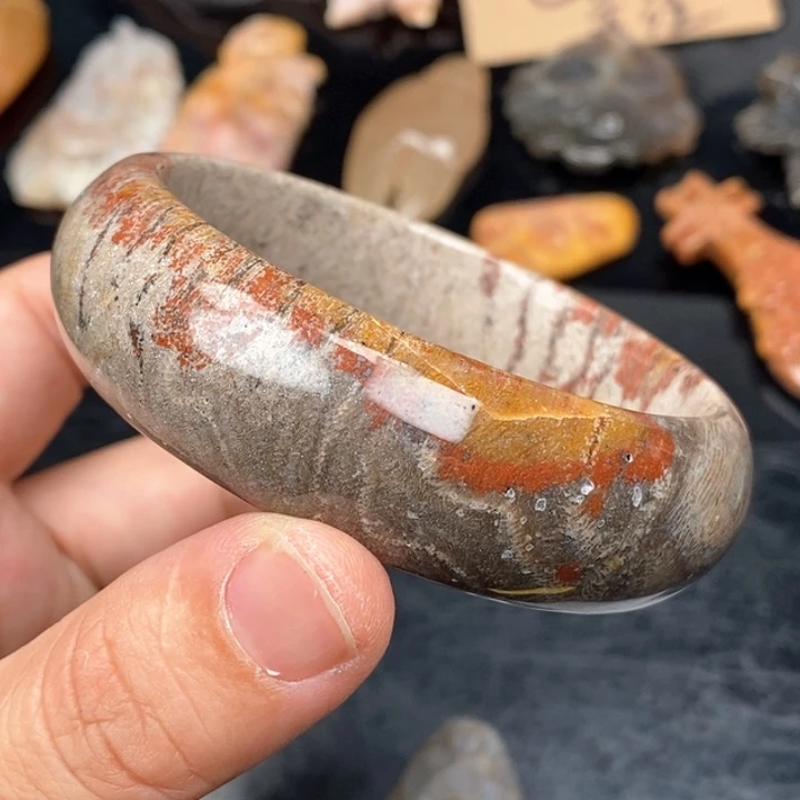 硅化珊瑚（珊瑚玉）手镯未镶嵌58