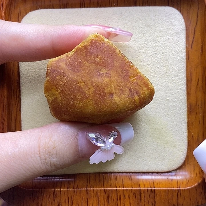 宝***哥定制琥珀未镶嵌陈